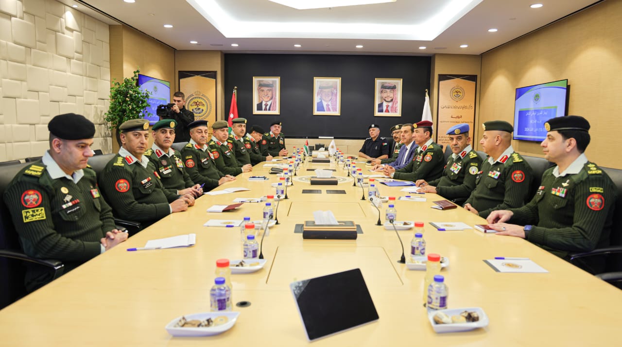 الحنيطي والمعايطة يتابعان جانباً من فعاليات تمرين درب الأمان /4