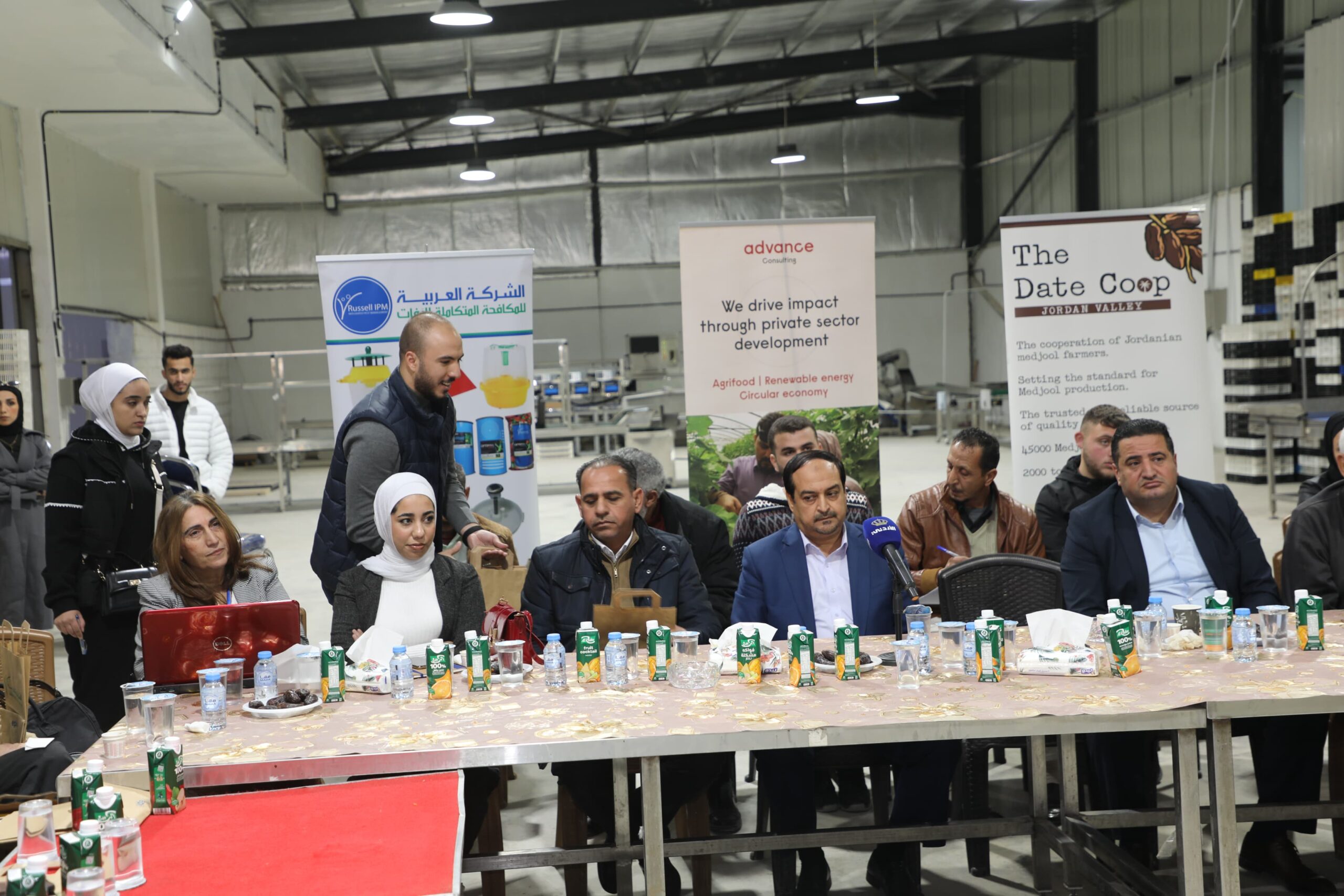 وزارة الزراعة وادفانس كونسلتنج يطلقان حملة لقطاع التمور