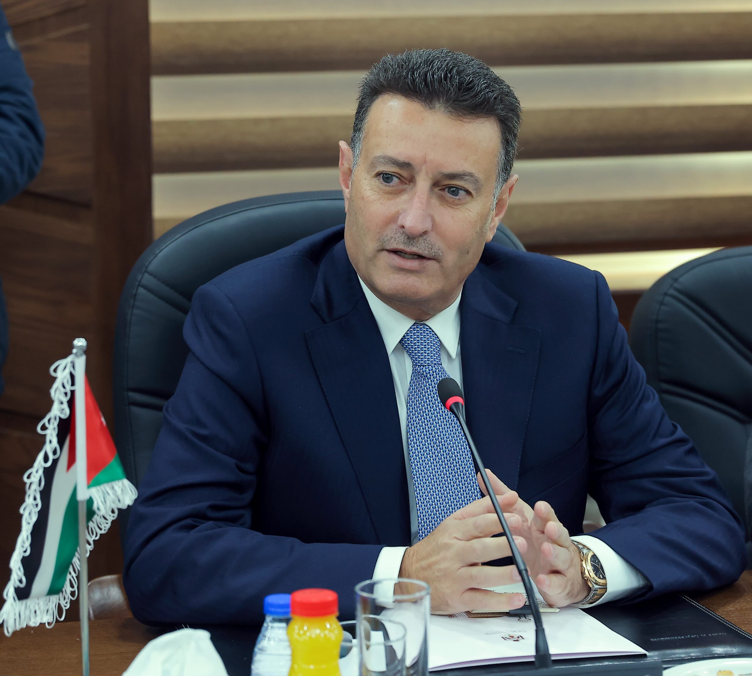 صورة حول : عاجل | الصفدي والمشهداني يجريان مباحثات برلمانية أردنية عراقية مشتركة عاجل | الصفدي والمشهداني يجريان مباحثات برلمانية أردنية عراقية مشتركة