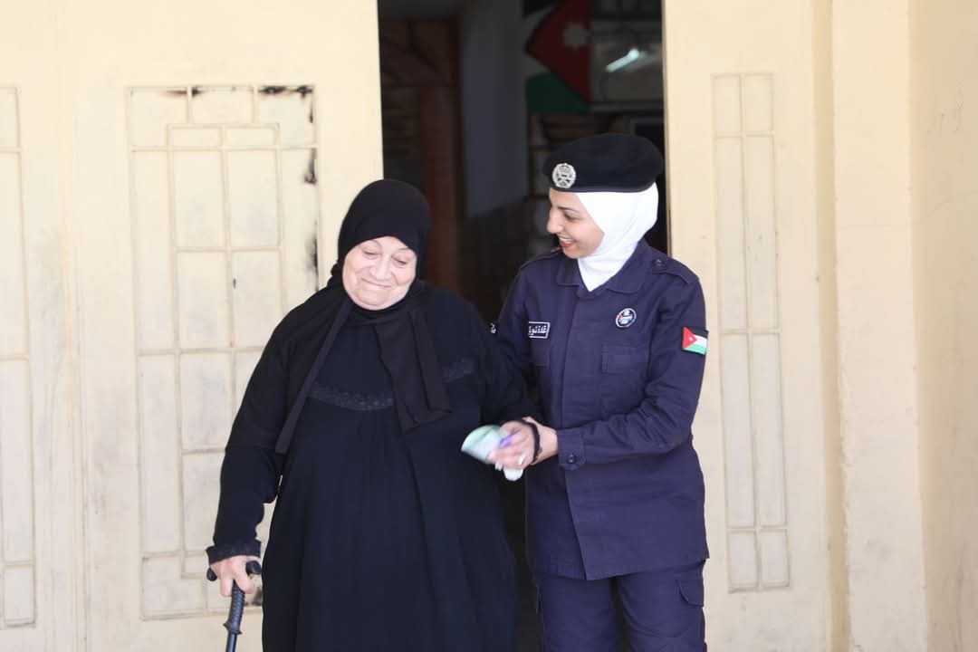 صورة حول : عاجل| صورة "الأمن العام" لعام 2024: لحظات من الإخلاص والتضحية في خدمة الوطن عاجل| صورة "الأمن العام" لعام 2024: لحظات من الإخلاص والتضحية في خدمة الوطن