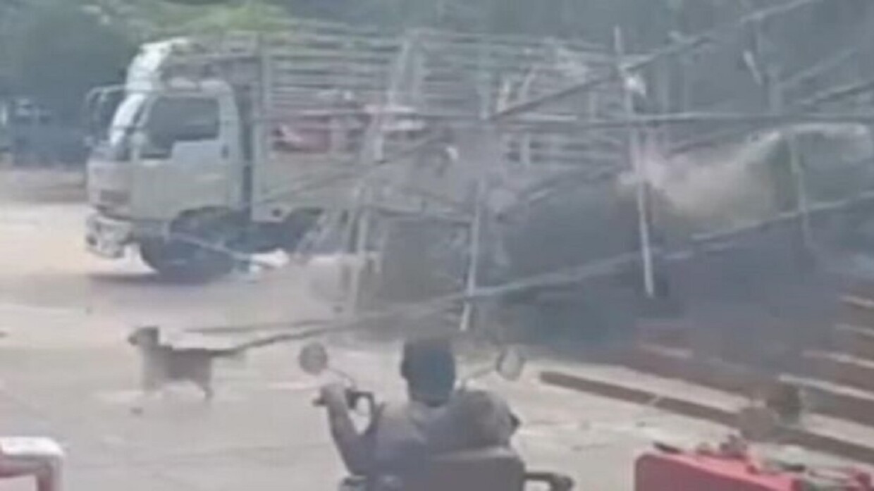 صورة حول : تمثال بوذا يقتل راهباً في تايلاند تمثال بوذا يقتل راهباً في تايلاند