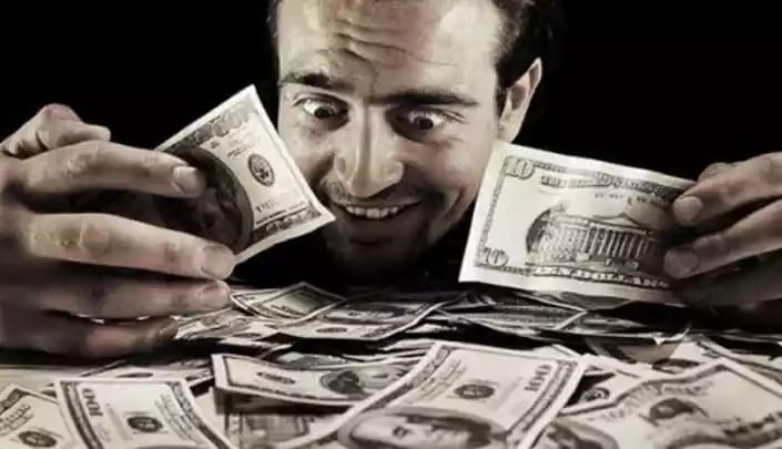 صورة حول : مالك شركة مضاربات مالية غير مرخصة في قبضة الأمن مالك شركة مضاربات مالية غير مرخصة في قبضة الأمن