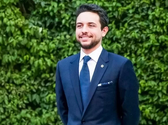 ولي العهد في زيارة رسمية إلى الكويت