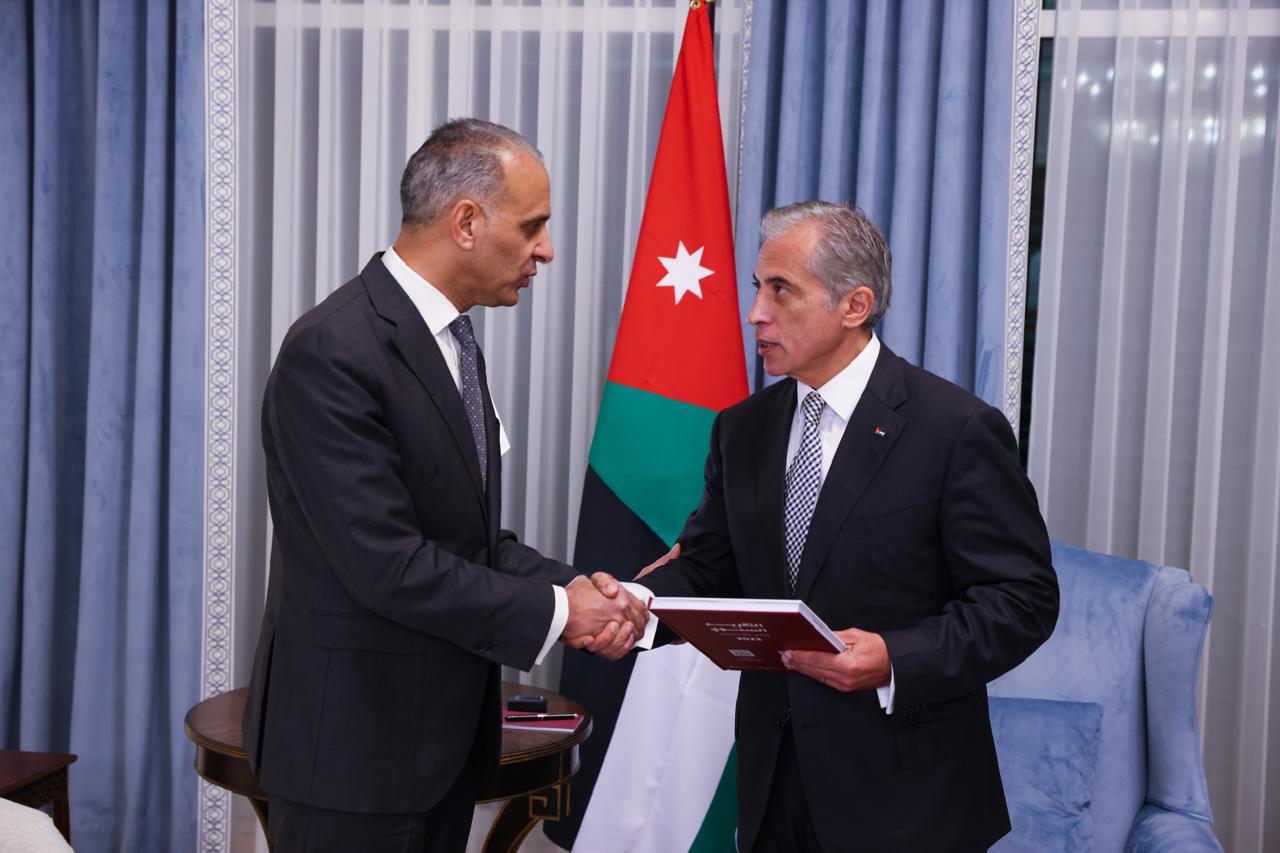 صورة حول : حسان: تفعيل عمل وحدات الرقابة الداخلية في الوزارات حسان: تفعيل عمل وحدات الرقابة الداخلية في الوزارات