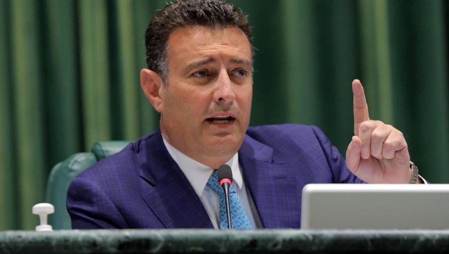 صورة حول : عاجل | الصفدي: لن نتسامح مع لعب "الشدة" تحت القبة عاجل | الصفدي: لن نتسامح مع لعب "الشدة" تحت القبة