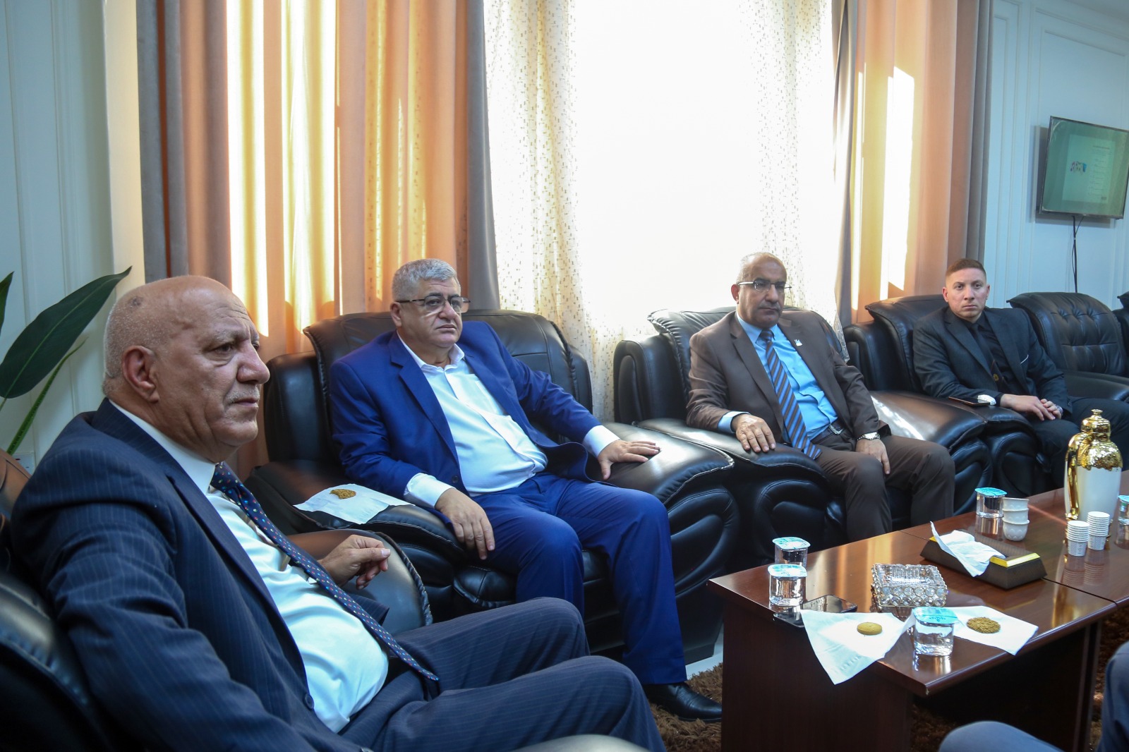 صورة حول : فرع المهندسين في عجلون يكرّم هيئاته النقابية المنتخبة للدورة 29 ولجانه الشبابية الفاعلة فرع المهندسين في عجلون يكرّم هيئاته النقابية المنتخبة للدورة 29 ولجانه الشبابية الفاعلة