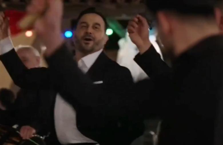 قصي خولي يتألق في مشهد الدبكة بمسلسل "القدر" ويحقق تفاعلاً كبيراً