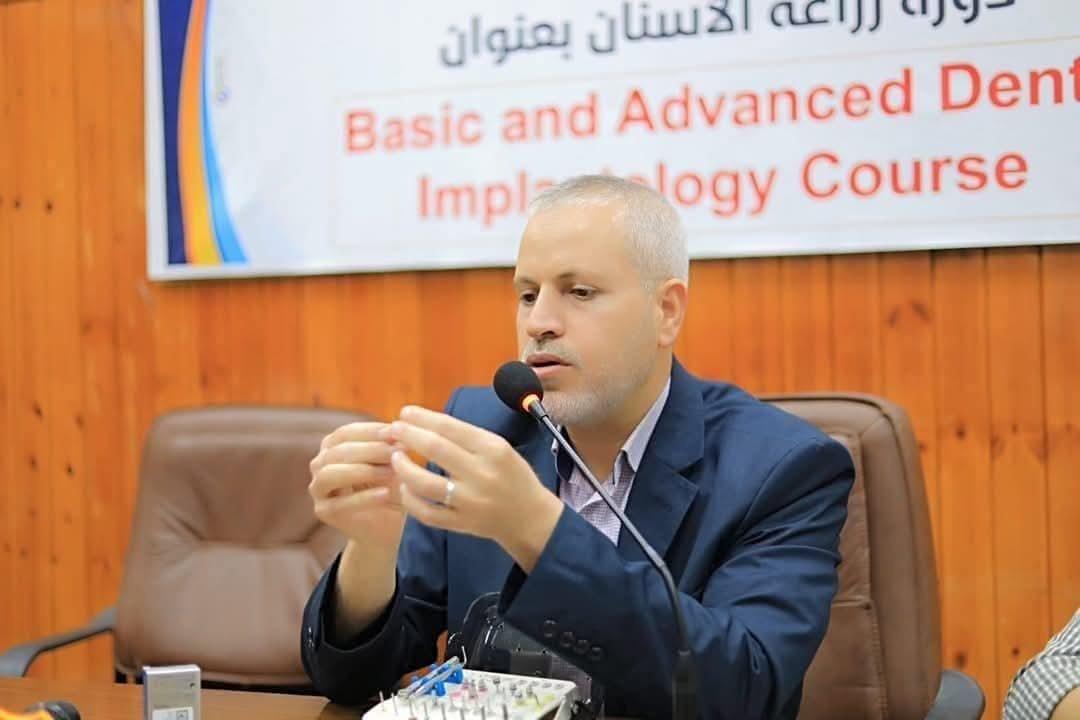 صورة حول : استشهاد الطبيب هاني حبيب في قصف إسرائيلي على منزله في غزة استشهاد الطبيب هاني حبيب في قصف إسرائيلي على منزله في غزة