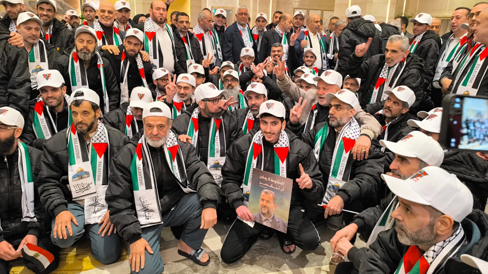 عاجل || تسليم 97 أسيرًا فلسطينيًا لمصر وتعليق الإفراج عن 24 طفلًا