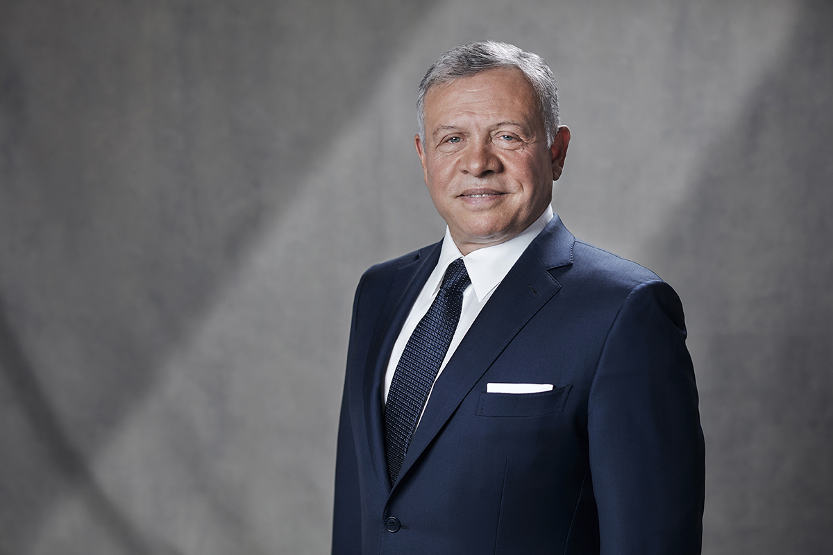 عاجل || الملك يستقبل وزير الخارجية اليوناني