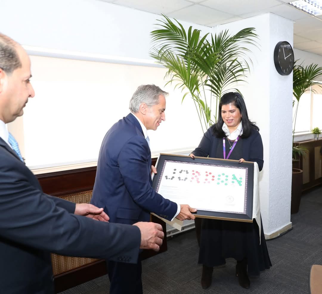 بحضور الأمير الحسن رئيس الحكومة يزور الجمعية العلمية الملكية... صور