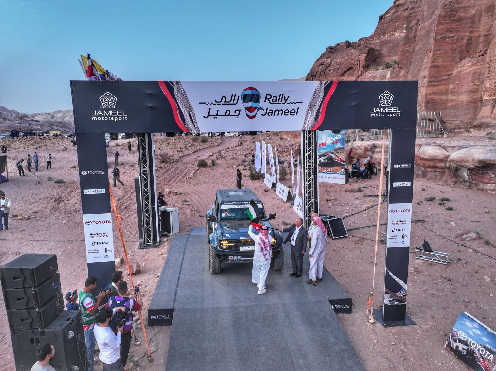 انطلاق "رالي جميل 2025" من مدينة البترا بمشاركة نسائية دولية واسعة