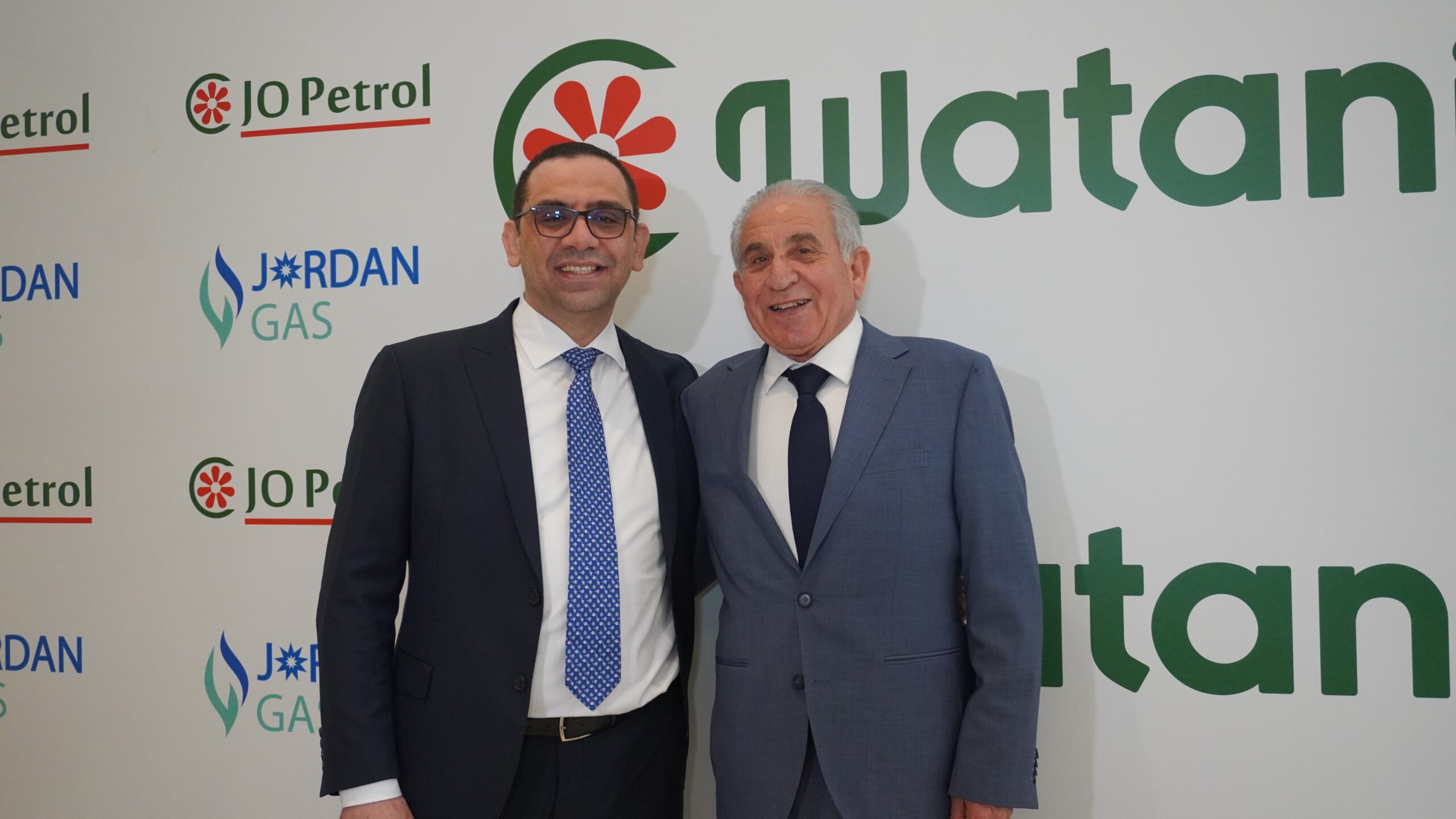 صورة حول : جوبترول وغاز الأردن يوقعان اتفاقية استراتيجية لتأسيس الشركة الوطنية المتطورة للغاز الطبيعي "وطني" لتعزيز استدامة الطاقة في الأردن جوبترول وغاز الأردن يوقعان اتفاقية استراتيجية لتأسيس الشركة الوطنية المتطورة للغاز الطبيعي "وطني" لتعزيز استدامة الطاقة في الأردن