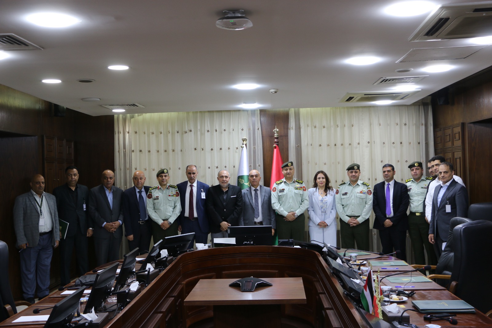 الضمان تجدد شراكتها مع الاستهلاكية العسكرية وتبدأ باستقبال طلبات الاستفادة من بطاقة حيّاك