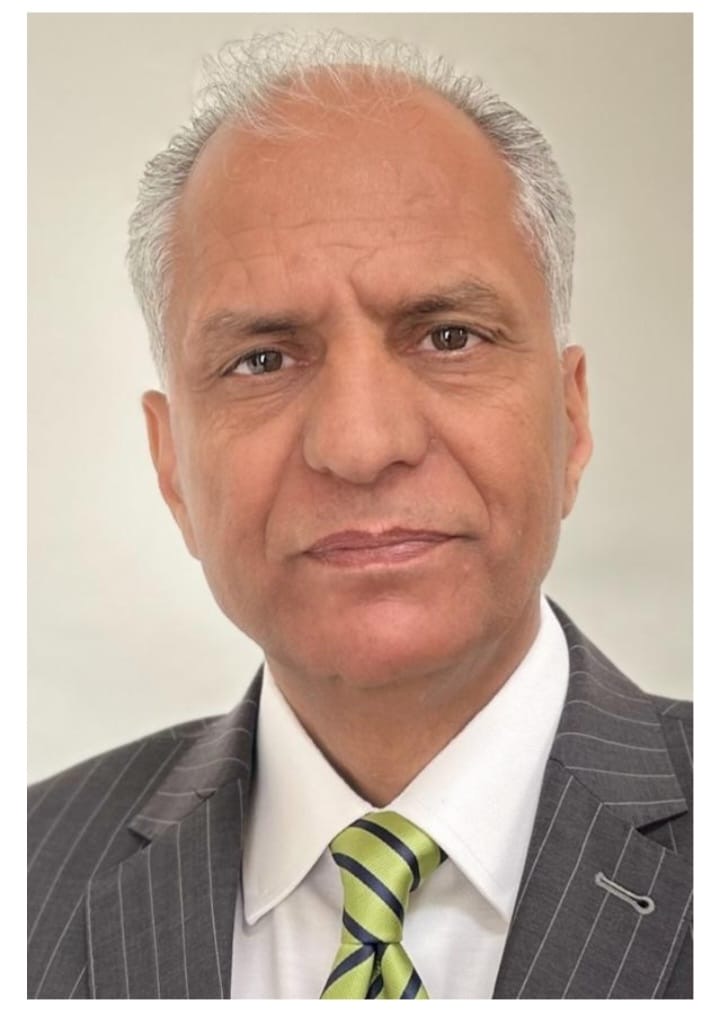 الباشا عدنان الرقاد من رجال الملك الأوفياء