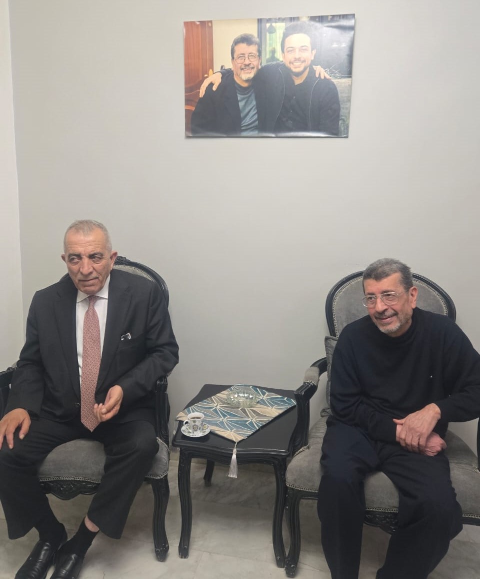 وزير الثقافة يزور الفنان ربيع شهاب ويطمئن على صحته