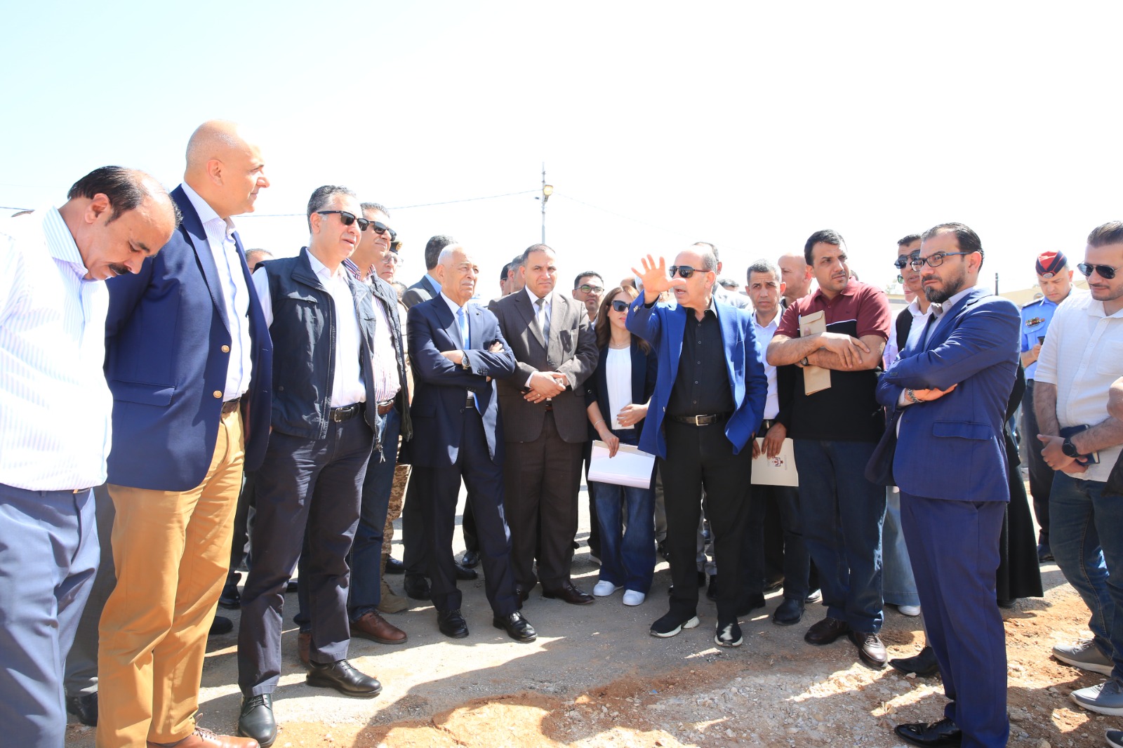 صورة حول : العيسوي يتفقد مشاريع تنموية في محافظة الزرقاء ضمن المبادرة الملكية لإعادة تأهيل وتطوير منطقتي تلال الفوسفات ووادي العش العيسوي يتفقد مشاريع تنموية في محافظة الزرقاء ضمن المبادرة الملكية لإعادة تأهيل وتطوير منطقتي تلال الفوسفات ووادي العش