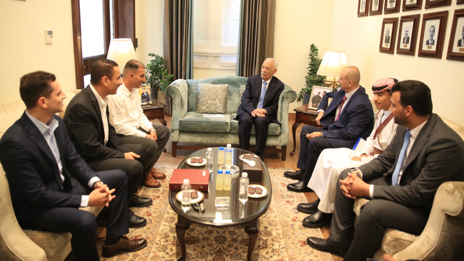 صورة حول : العيسوي: الأردن بقيادته الهاشمية ووحدة شعبه نموذجٌ في الثبات العيسوي: الأردن بقيادته الهاشمية ووحدة شعبه نموذجٌ في الثبات