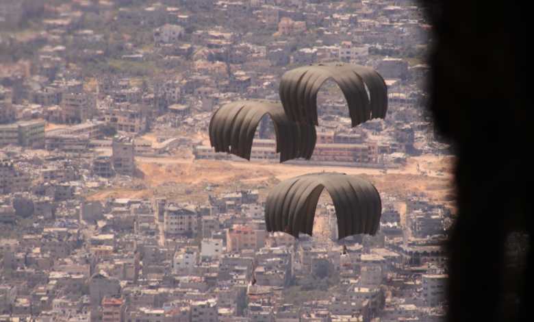 صورة حول : المنظمة الماليزية: لا رسوم أردنية على المساعدات لغزة والإنزال الجوي تم بدعم رسمي المنظمة الماليزية: لا رسوم أردنية على المساعدات لغزة والإنزال الجوي تم بدعم رسمي