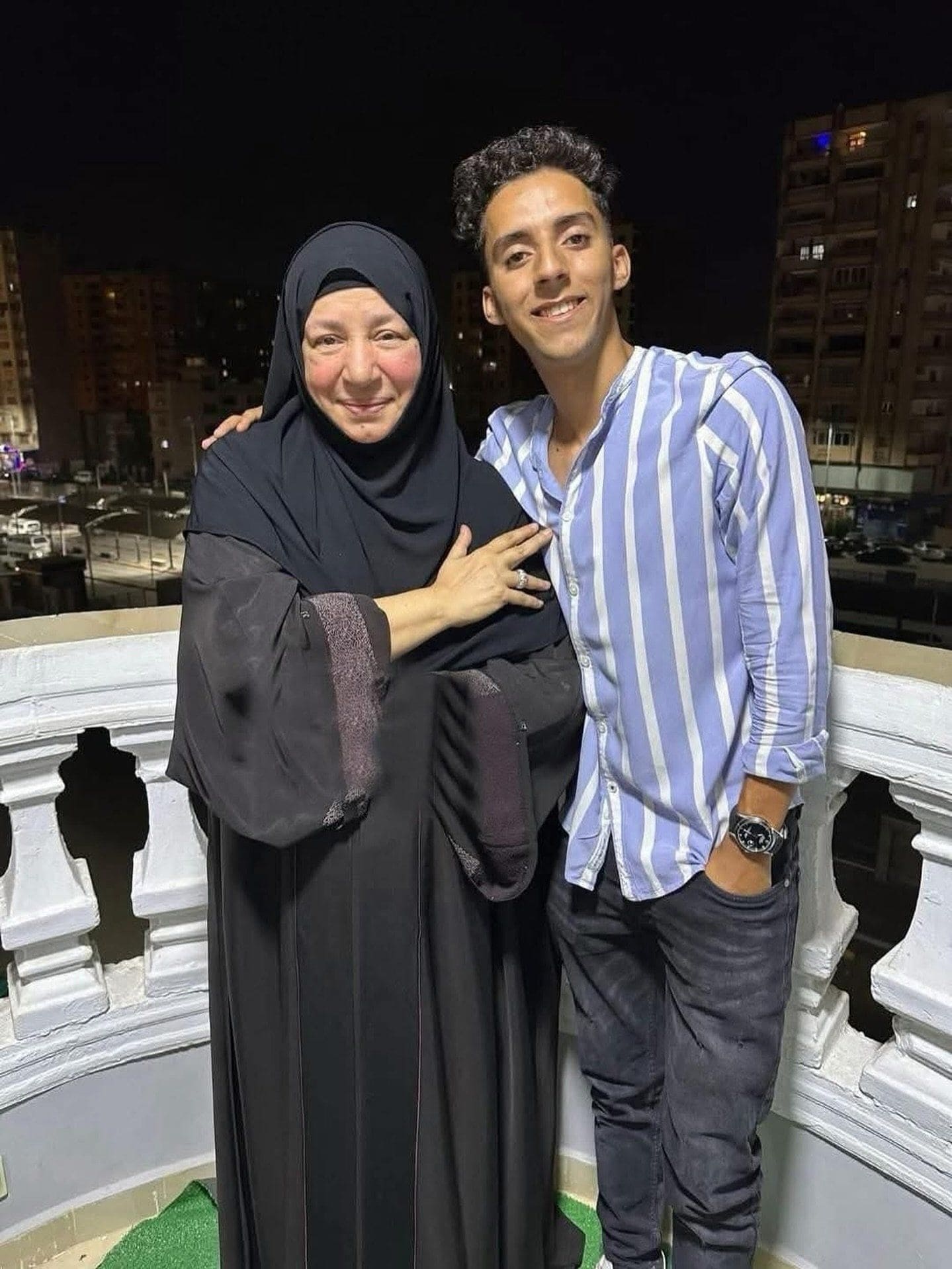 عائلة عبلة كامل توضح حقيقة الصور المنتشرة عبر مواقع التواصل