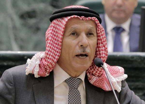 العرموطي يوضح سبب خروجه من مجموعات "الواتساب"