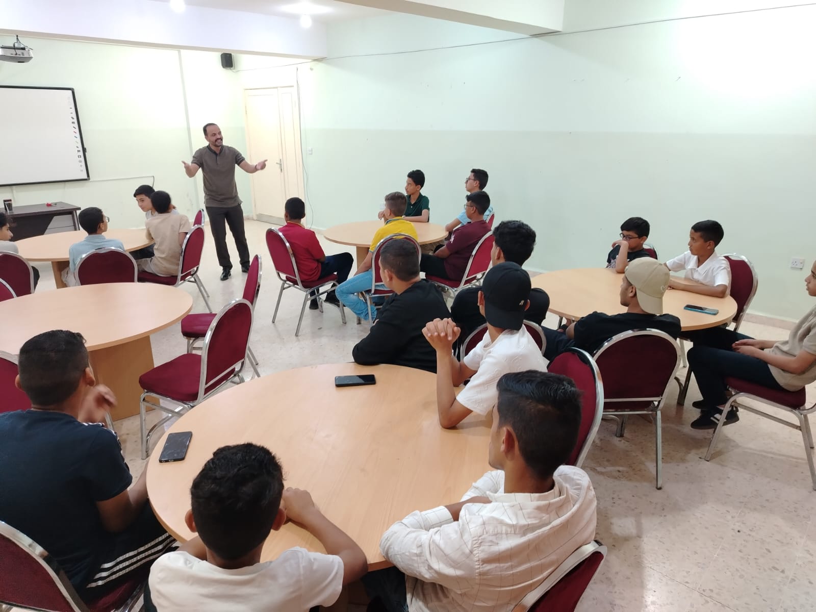 مركز شباب مادبا النموذجي ينفذ ورشة عمل توعوية تناولت مفاهيم "رسالة عمّان"