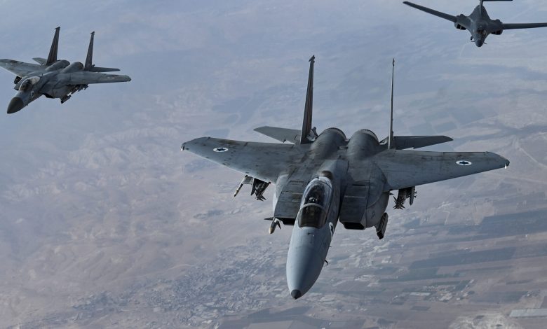 صورة حول : إيران: أسر طيار إسرائيلي بعد إسقاط مقاتلته إيران: أسر طيار إسرائيلي بعد إسقاط مقاتلته