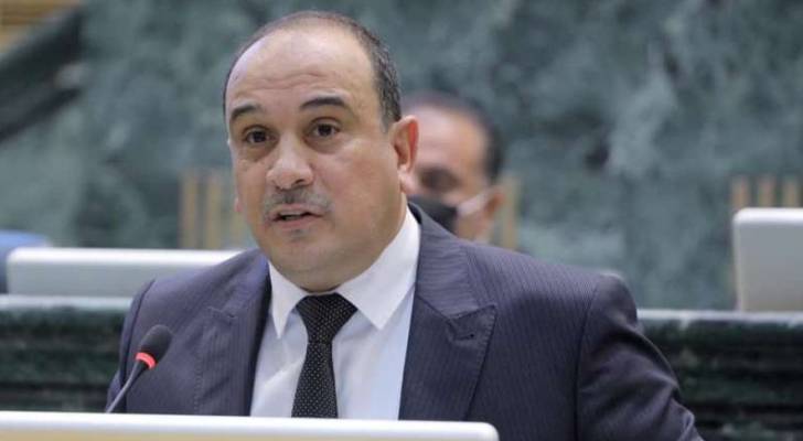 بالفيديو.. عمر العياصرة... كنت ع البكم أرى الاردن ساحة ولما صرت نائب شفته وطن