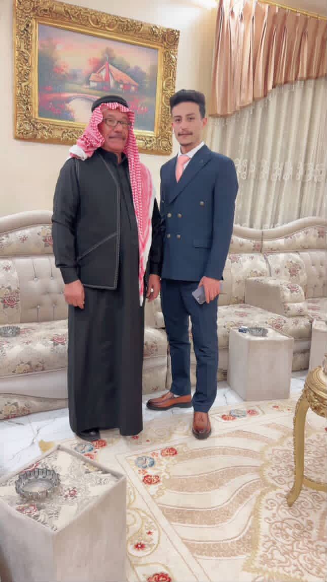 الناشط والمؤثر أنس العزازمه يدخل القفص الذهبي