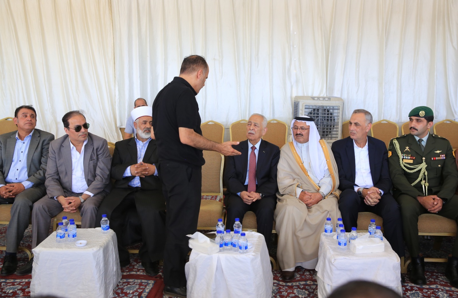 مندوبا عن الملك وولي العهد... العيسوي يعزي قبيلة بني صخر وآل قمحية