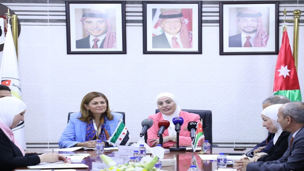 صورة حول : سوريا تبدي اهتمامًا بالتجربة الأردنية في مكافحة التسوّل وتنظيم الجمعيات سوريا تبدي اهتمامًا بالتجربة الأردنية في مكافحة التسوّل وتنظيم الجمعيات
