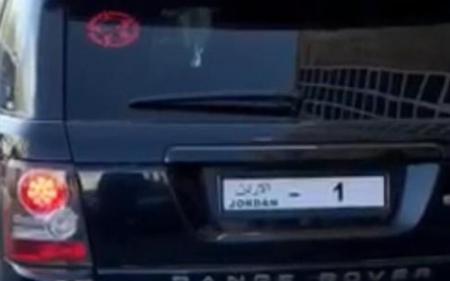 اغلى من الذهب .. لوحة مركبة "1-1" قد تُحدث ضجة في السوق بسعر يصل إلى 10 ملايين دينار