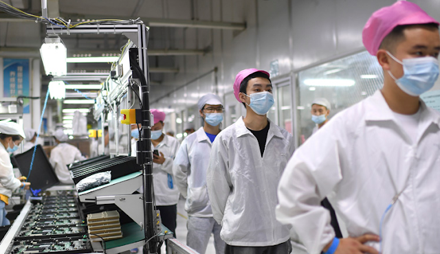 انسحاب مفاجئ لمهندسي آبل في الهند يربك خطط الشركة التصنيعية