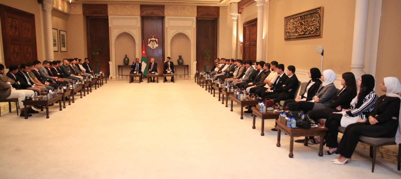 صورة حول : العيسوي: الأردن بقيادته الهاشمية سد منيع في وجه التحديات وصوت لا يساوم في الدفاع عن الحق العيسوي: الأردن بقيادته الهاشمية سد منيع في وجه التحديات وصوت لا يساوم في الدفاع عن الحق