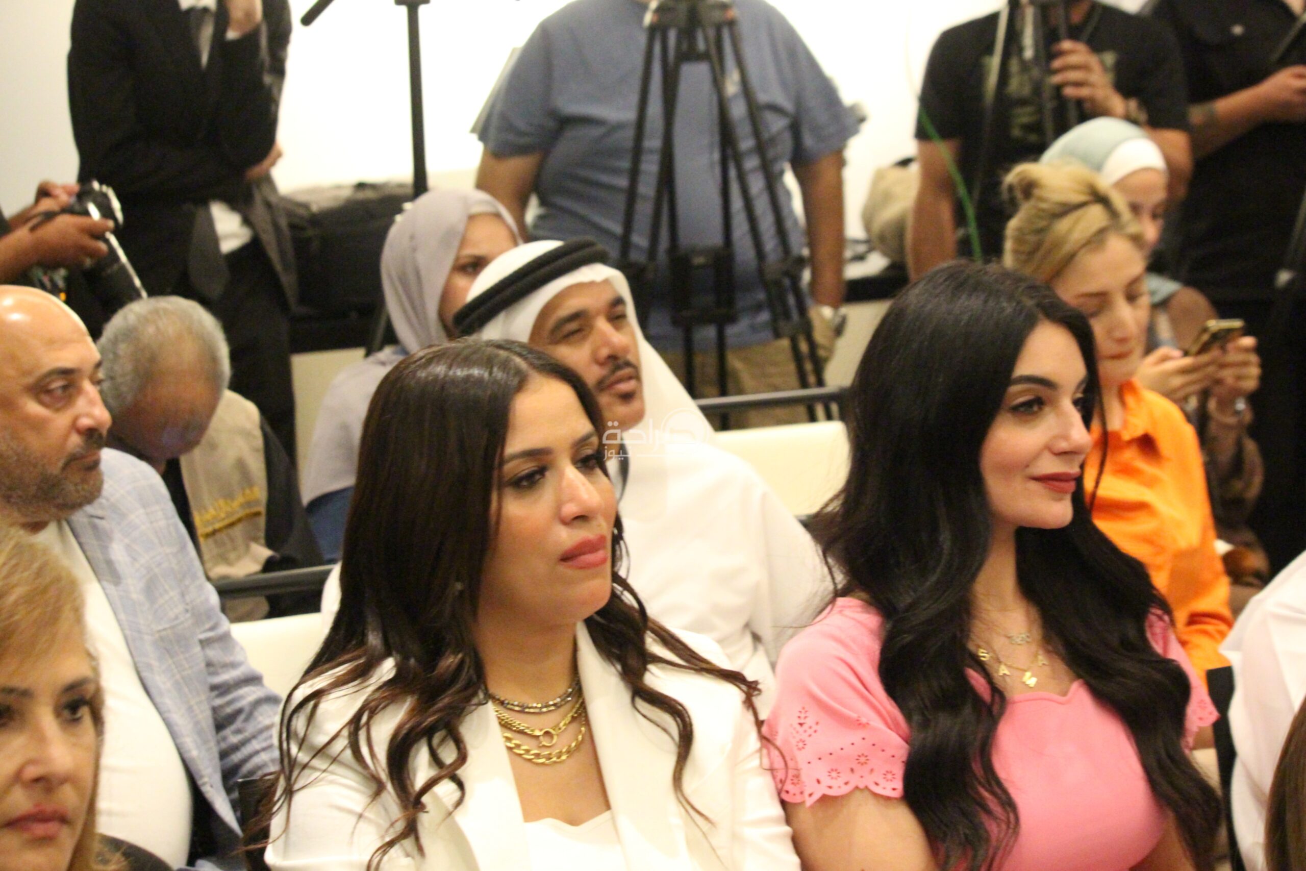 قبل حفلها في جرش.. أحلام تكشف مفاجآت وتعد شاعرة أردنية "فيديو وصور"