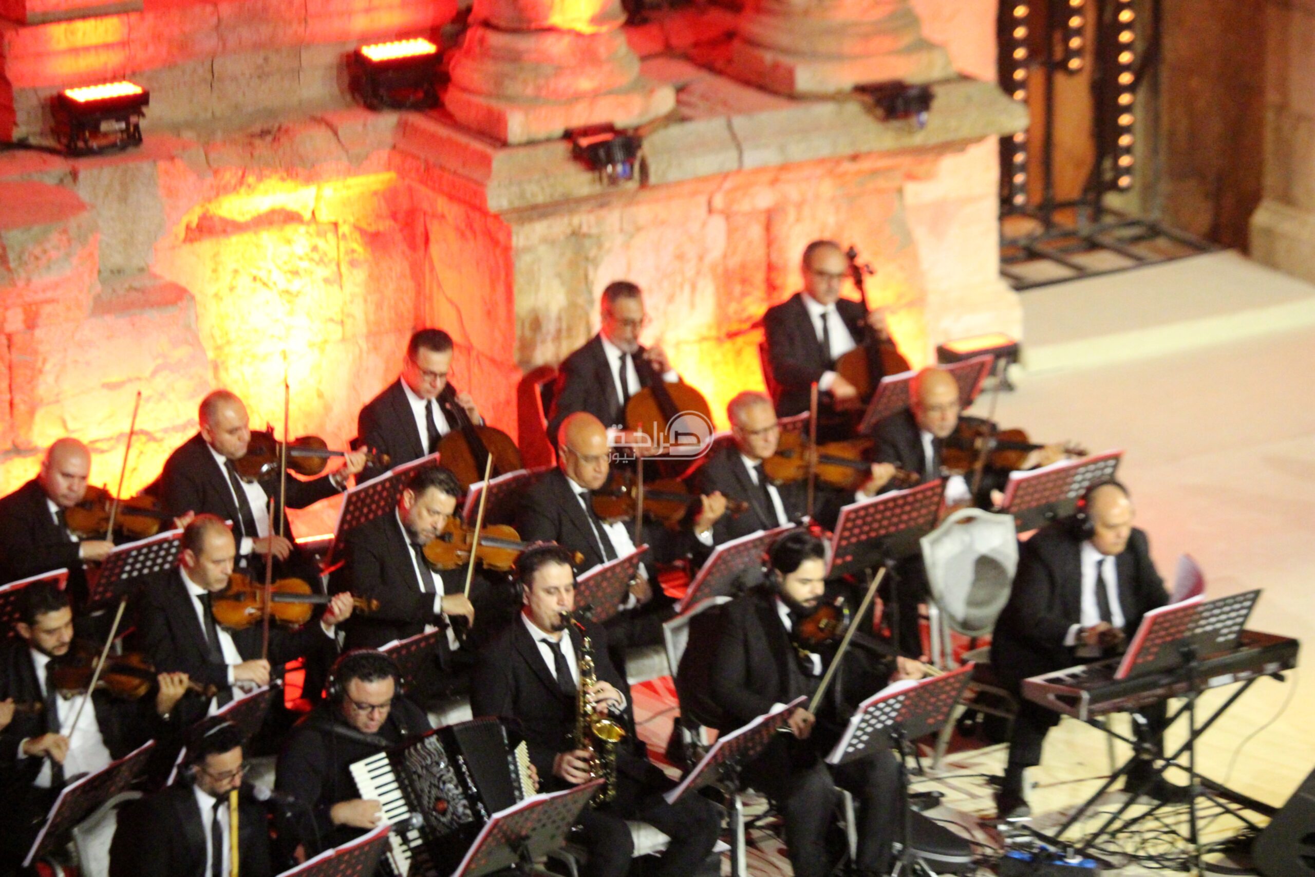 أحلام تعيد ذكريات الزمن الجميل في مهرجان جرش "فيديو وصور"