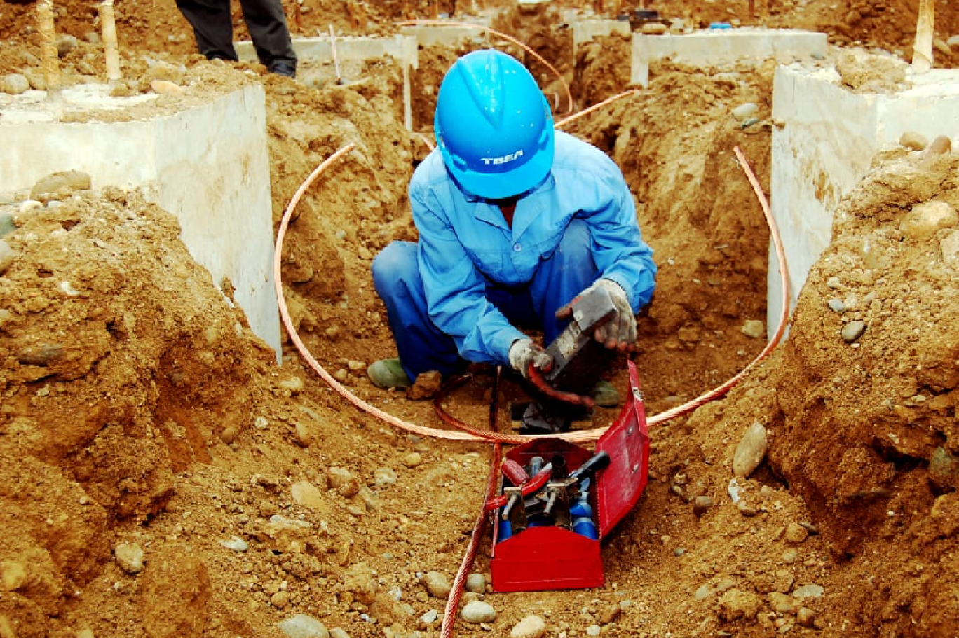 إغلاق منجم في تشيلي يدفع النحاس لتحقيق مكاسب أسبوعية