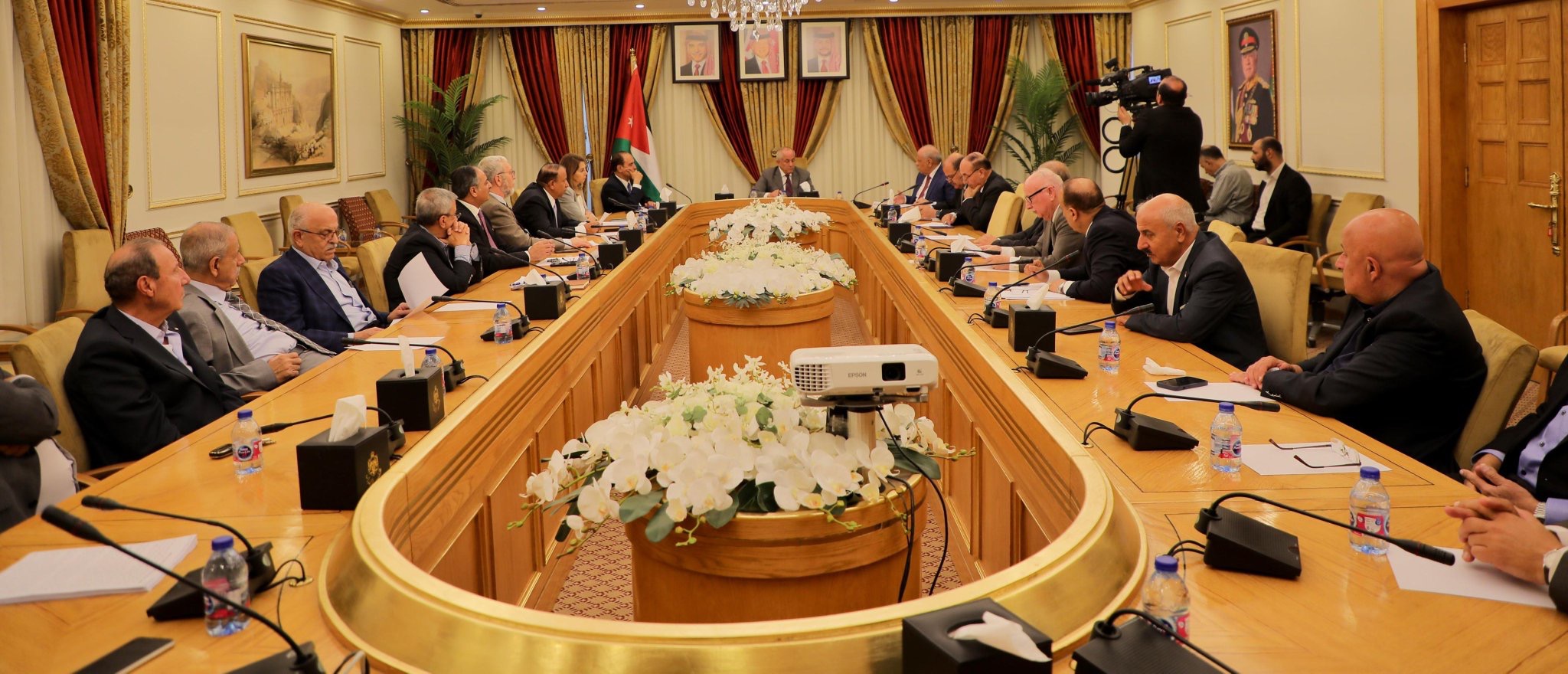 "خارجية الأعيان" تطالب بوقف العدوان على غزة ويدين المخططات التوسعية للاحتلال