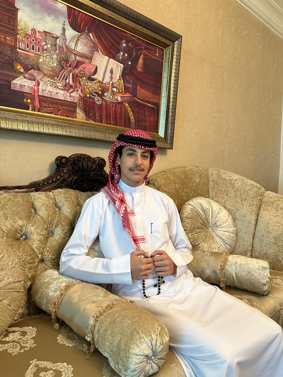 بكل فخر.. نبارك للأستاذ بركات يحيى نجاح وتفوق نجله "أسيد" في الثانوية العامة بمعدل 91.65%