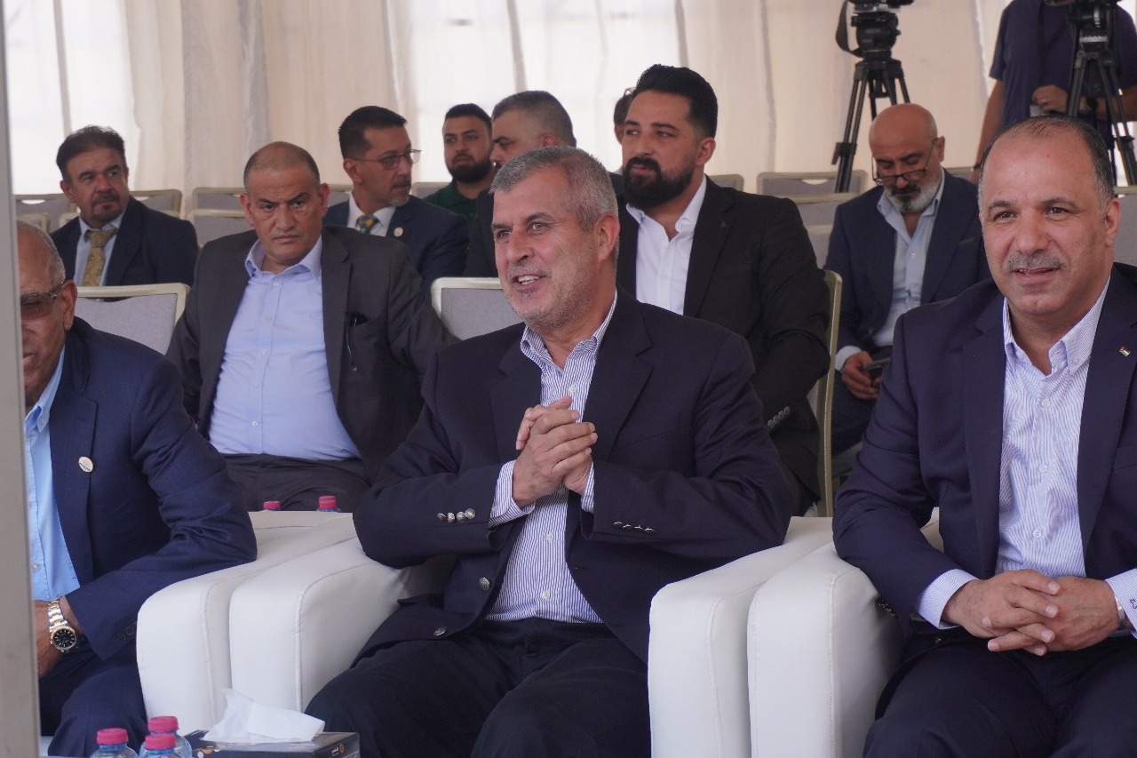 بالفيديو .. افتتاح أول محطة متنقلة لتعبئة الغاز الطبيعي المضغوط في الأردن