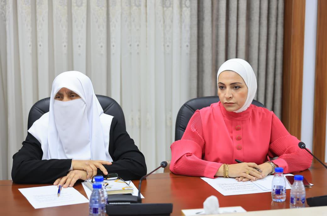 بالصور ... النائب الرعود يدعو لزيادة مقاعد الطب وإعادة مواد التوجيهي لجيل 2007 و2008