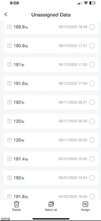 امرأة أمريكية تكتشف خيانة زوجها من خلال ميزان ذكي