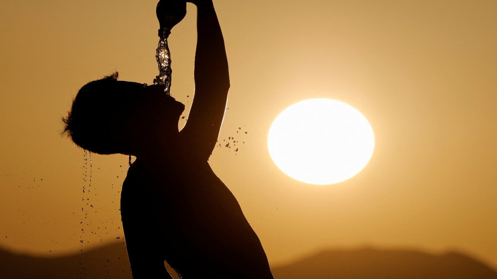 صورة حول : أجواء شديدة الحرارة في أغلب مناطق المملكة حتى الأربعاء أجواء شديدة الحرارة في أغلب مناطق المملكة حتى الأربعاء