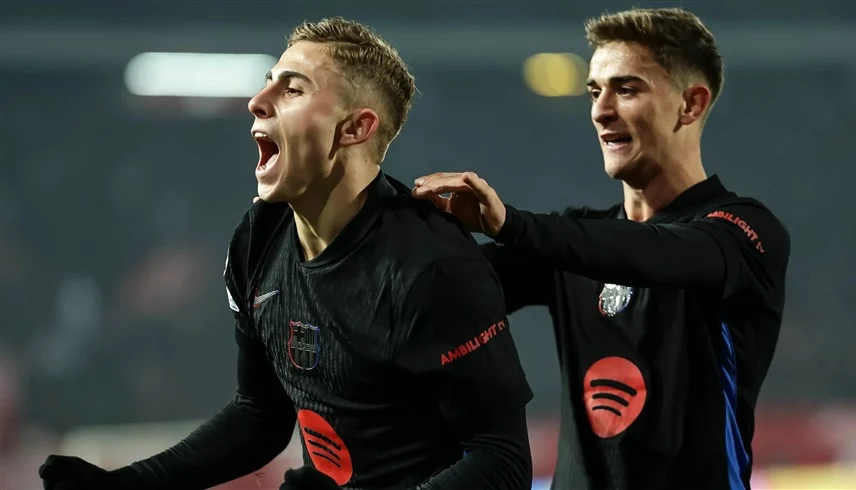 صورة حول : أزمة عاطفية تهز غرفة ملابس برشلونة وحارس المرمى يسعى لاحتوائها أزمة عاطفية تهز غرفة ملابس برشلونة وحارس المرمى يسعى لاحتوائها