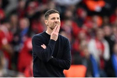 حيرة تزعج ألونسو في ريال مدريد قبل انطلاق الموسم