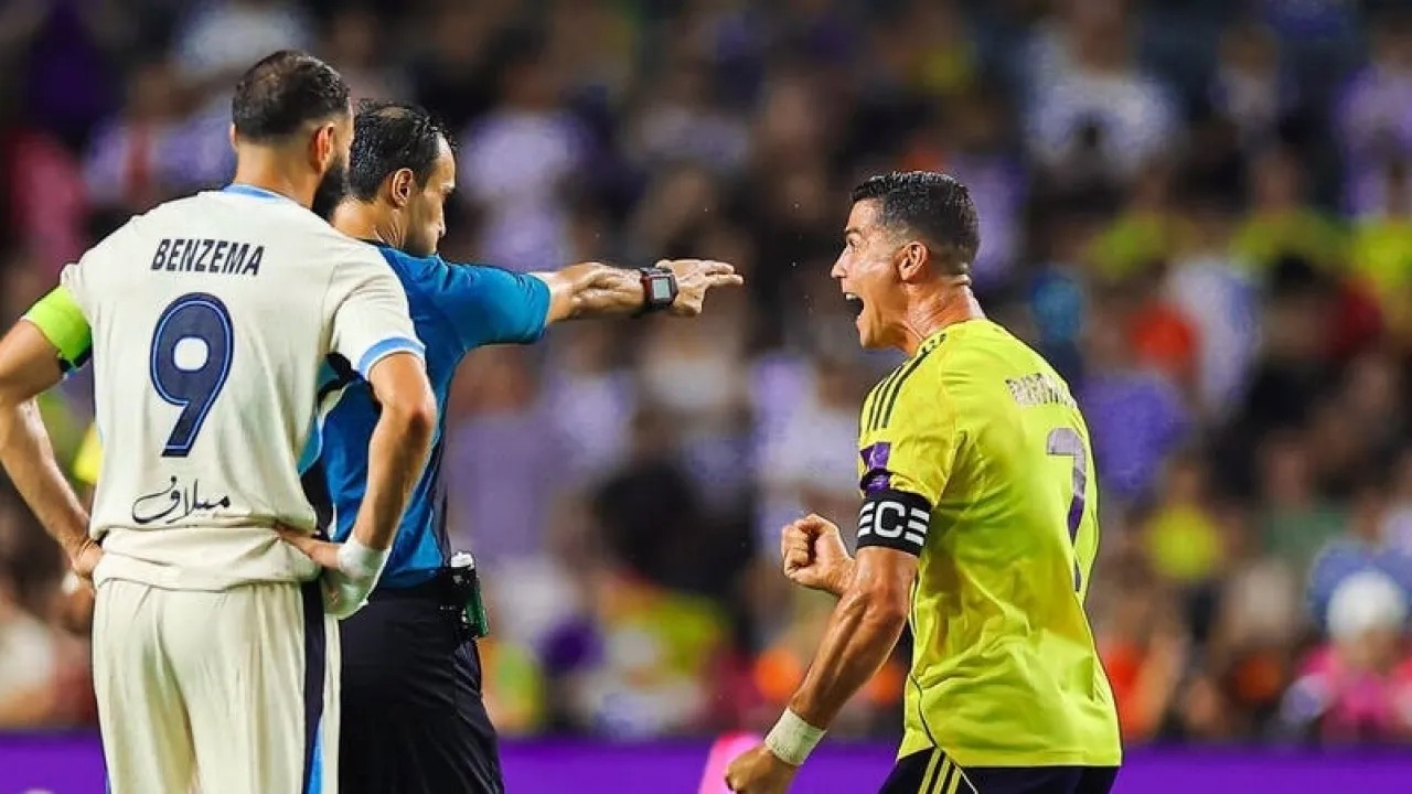 صورة حول : "حرب المنشورات" بين الاتحاد والنصر.. 6 سنوات من السخرية والتحدي عبر السوشيال ميديا "حرب المنشورات" بين الاتحاد والنصر.. 6 سنوات من السخرية والتحدي عبر السوشيال ميديا