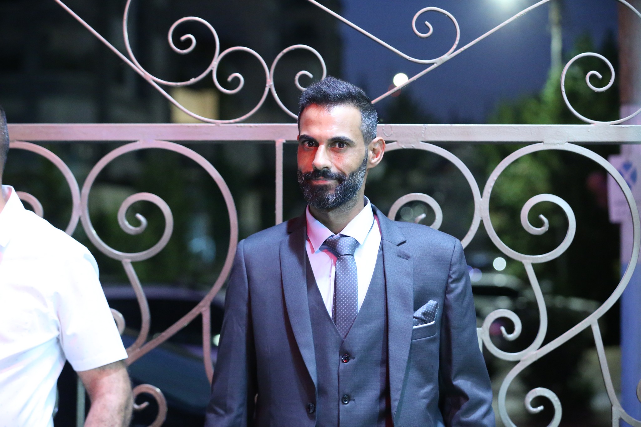 بالصور .. أبناء المرحوم الحاج صالح الهنداوي يحتفلون بزفاف شقيقهم سعد