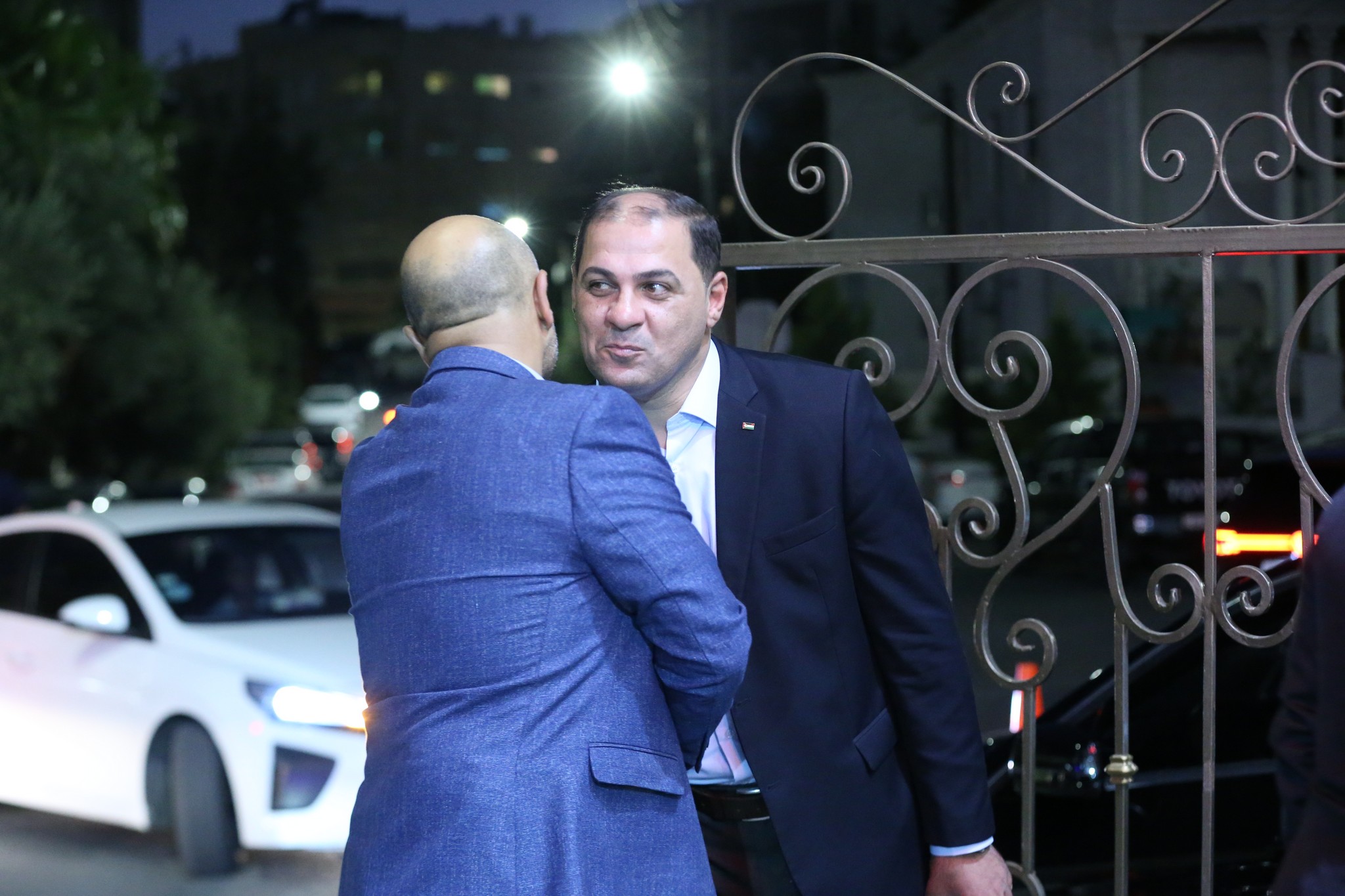 بالصور .. أبناء المرحوم الحاج صالح الهنداوي يحتفلون بزفاف شقيقهم سعد