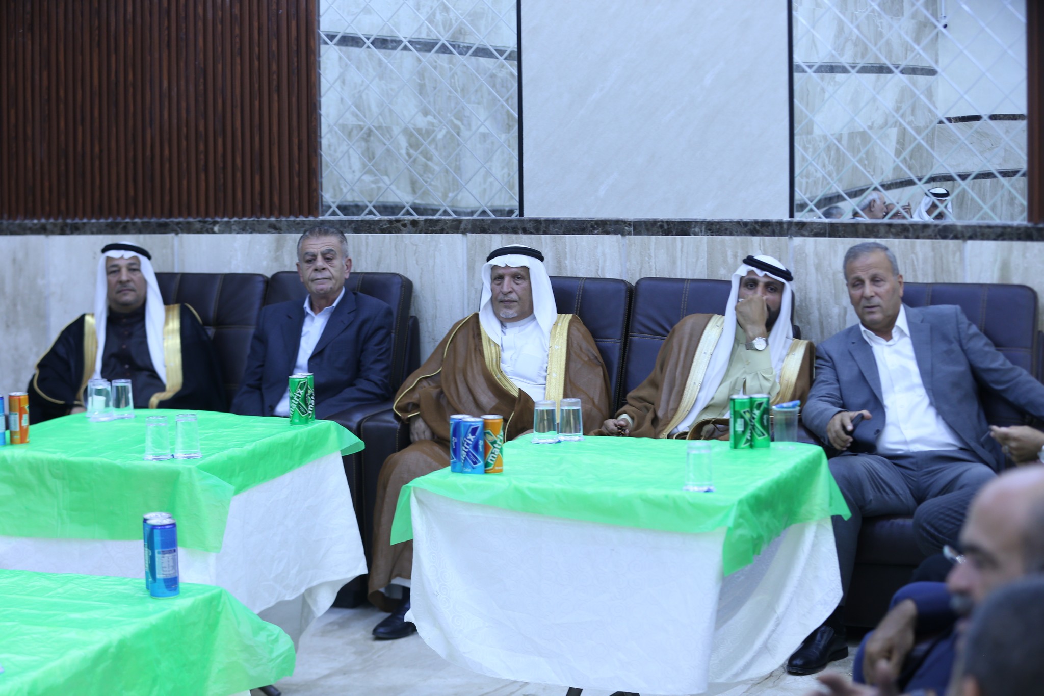 بالصور .. أبناء المرحوم الحاج صالح الهنداوي يحتفلون بزفاف شقيقهم سعد