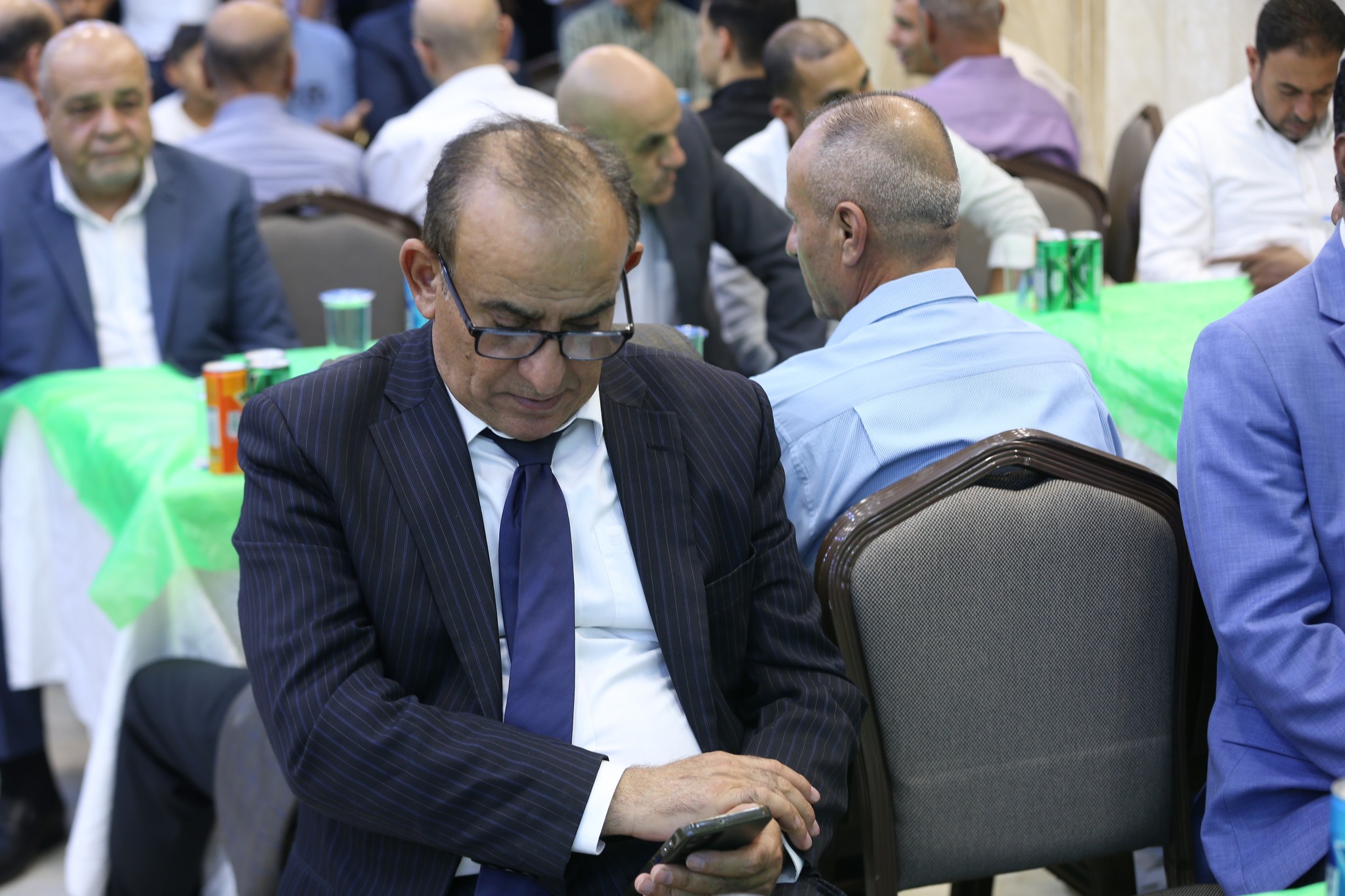 بالصور .. أبناء المرحوم الحاج صالح الهنداوي يحتفلون بزفاف شقيقهم سعد